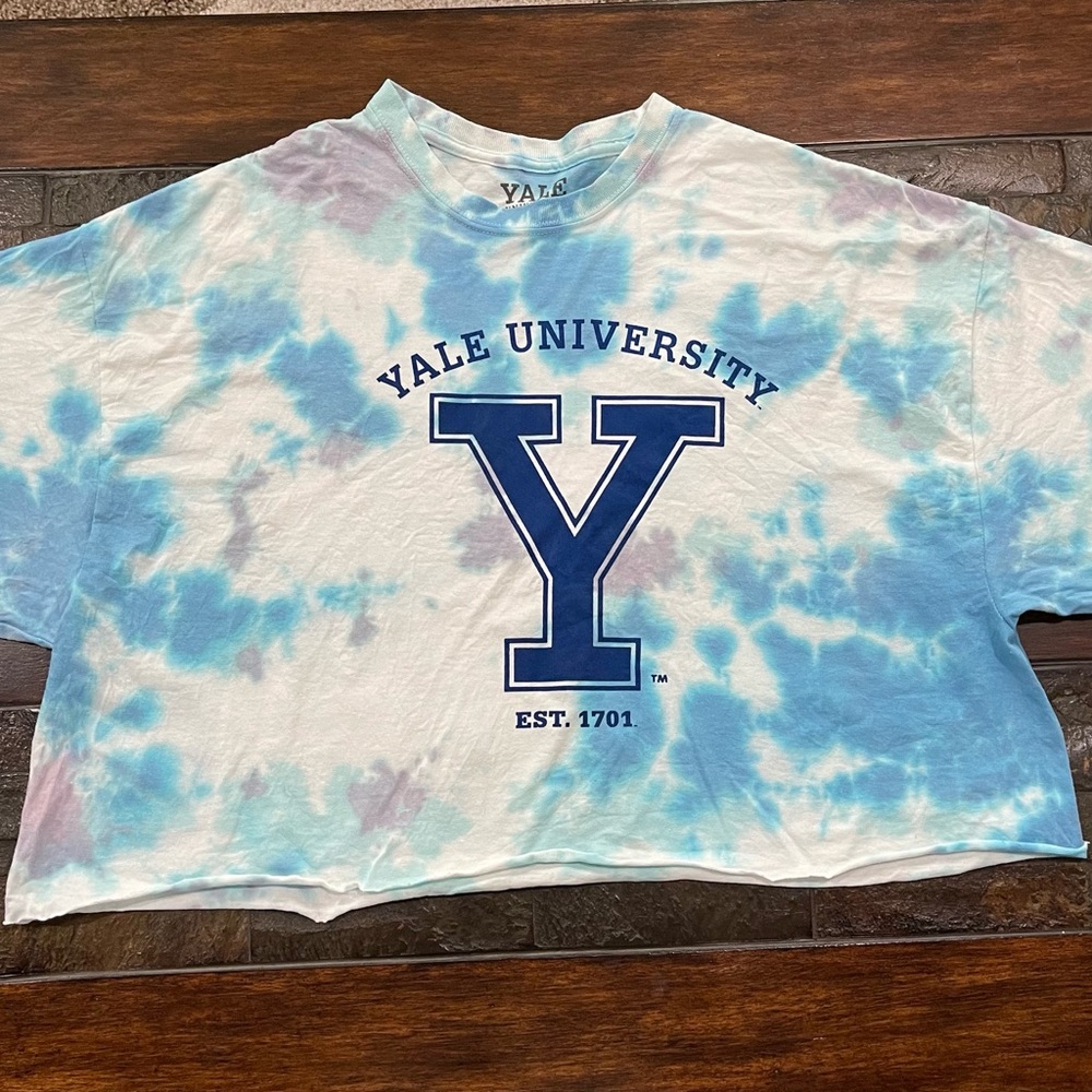 Yale University Tie-Dye Cropped Top T-Shirt